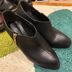 靴　ローファー　ブーツ　ヒールの画像