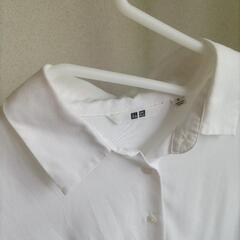 UNIQLO　シャツの画像