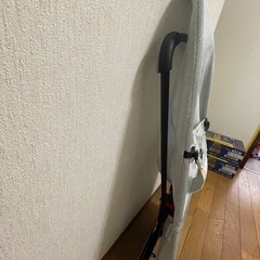 値下げ】4,200→3,200。他と同時購入で値引きも。ベビービョルンBaby Bjorn  バウンサー　折りたたみ式の画像