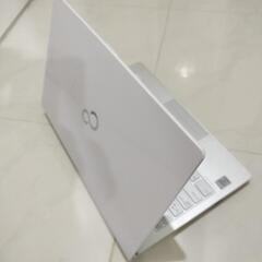 富士通 LIFEBOOK Core-i7 SSD ノートパソコン Windows11 Officeの画像