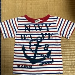 男子タンクトップ、Tシャツの画像