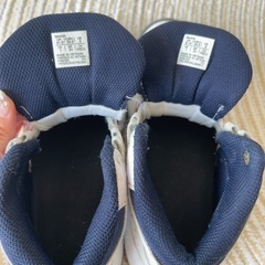 アシックス バッシュ バスケットシューズの画像