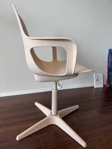 ?値下げしました！【IKEAいす】美品　仕事作業用 ベージュ　 IKEA オドゲル 家具の中古が安い！激安で譲ります・無料であげます 