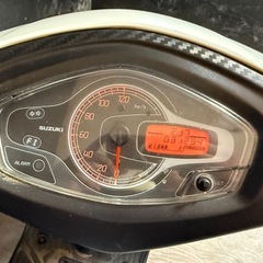 ★支払総額8.2万円★定休日なし！いつでも現車確認可能です！ スズキ アドレスV125S 白 CF4MA 社外マフラー！ 人気のV125！ Sタイプ！ サイスタ付き！ ケツ上げ！ HIDヘッドライト！　の画像