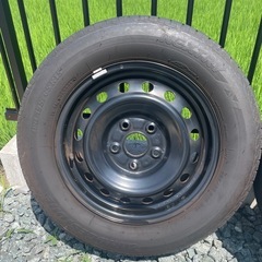 ノーマルタイヤ　15インチ　195 65R15 の画像