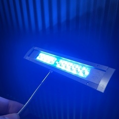 水槽のLED照明ライトの画像