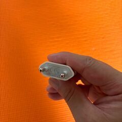 Apple 純正 電源アダプタ A1300の画像