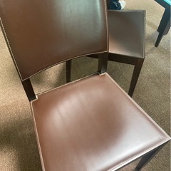 カリガリス　ガラスダイニングテーブル　レザーチェア4脚セット　オフィス用家具の画像