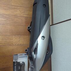 ホンダ PCX125　JF81用純正マフラーと社外品のブレーキパッドの画像