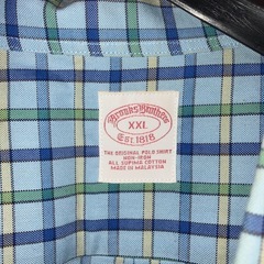 ブルックスブラザーズのボタンダウンのシャツの画像