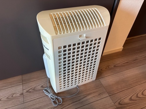 空気清浄機：シャープ