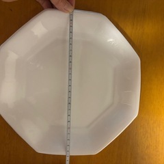 白いお皿4枚組の画像