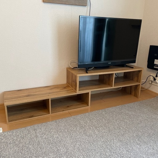 テレビ（32インチ）テレビ台セット (ゆうか) 新白岡のテレビ