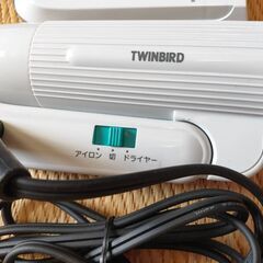 【中古美品】TWINBIRD アイロン&ドライヤー IRON&HAIR DRYER SA-4081 Wホワイトの画像