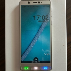 ◆ softbank SHARP シンプルスマホ5 A001SH さの画像