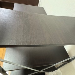 作業デスクの画像