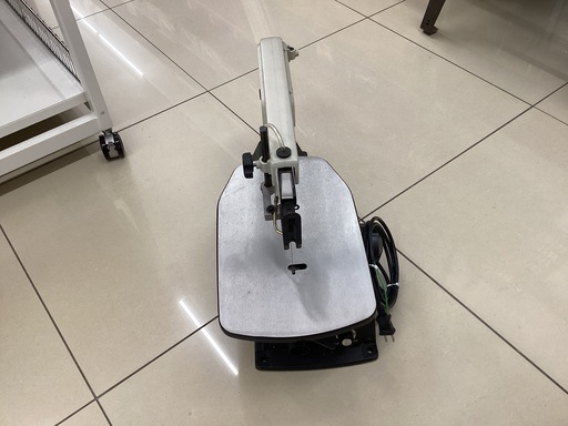 【中古】【動作OK】【店頭引取限定】MAKITA  100V 400mm 卓上糸ノコ