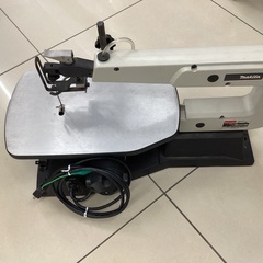 【中古】【動作OK】【店頭引取限定】MAKITA  100V 400mm 卓上糸ノコの画像