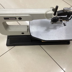 【中古】【動作OK】【店頭引取限定】MAKITA  100V 400mm 卓上糸ノコの画像