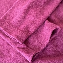 ユニクロ　ヒートテックフリースタートルネックM ワインの画像