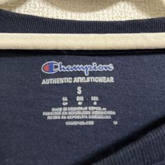 Champion チャンピオン Tシャツの画像