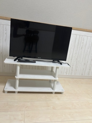 テレビとテレビ台　(受け取り者が決まりました)