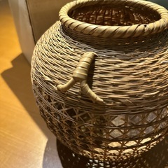竹籠　花籠　透かし壺　竹編みの画像