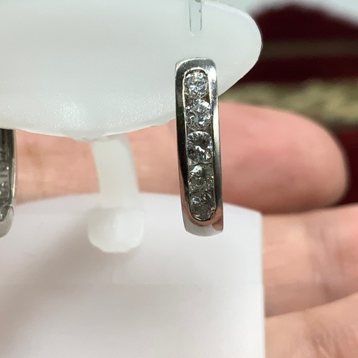 Pt900 ダイヤフープフープピアス　5.5g 0.25ct×2