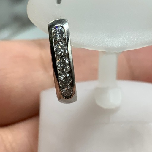 Pt900 ダイヤフープフープピアス　5.5g 0.25ct×2