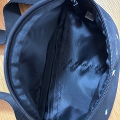 アーノルドパーマー ボディバッグ 黒の画像