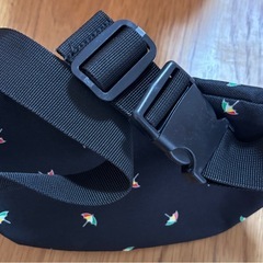 アーノルドパーマー ボディバッグ 黒の画像