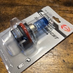 ヘッドライトランプ　ハロゲンランプ　　
の画像