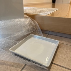【値下げしました】
観葉植物用鉢の画像