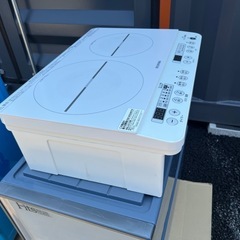 💕アイリスオーヤマ 2口 IHコンロ IHクッキングヒーター 1400W 100V 脚付き ホワイト IHK-W12S-Wの画像