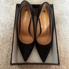 SHEIN ブラック グリッター ハイヒールの画像