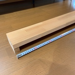 木製飾り棚の画像