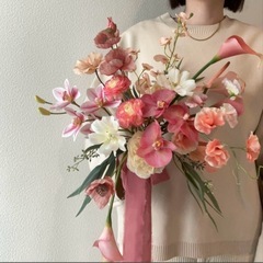 アーティフィシャルフラワー ウエディングブーケ　ブートニア　セットの画像