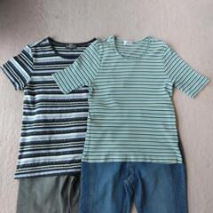 ジーンズとTシャツセットの画像