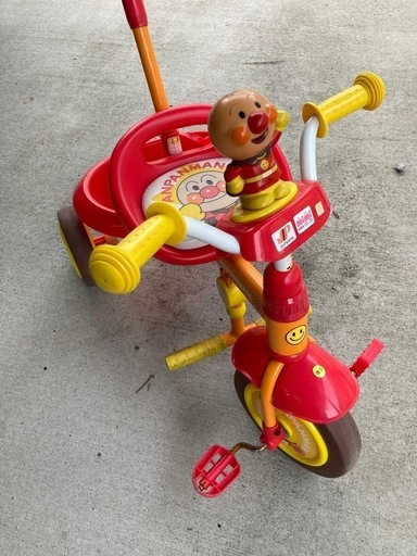 アンパンマン三輪車 (ぴーち) 青森の三輪車の中古あげます・譲り