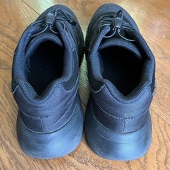 GUトレイルスニーカー  26.0cm の画像