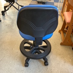 T2506-380 okamura オフィスチェア ブルー キャスター付き キズ汚れ有りの画像