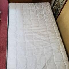 シングルベッド　マットく