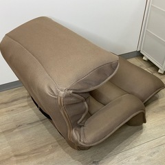 リクライニング座椅子 首と膝のあたりが動く 中古の画像