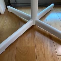 【IKEAチェア】LOBERGET（ローベルゲット）座面＋SIBBN（スィッベン）脚部 セットの画像