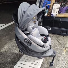 🍎コンビ チャイルドシート CG-TRL ISOFIXの画像