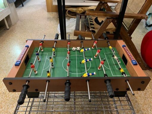 今季一番 テーブルサッカーゲーム ミニフーズボールテーブル (めだま家 スポーツゲーム(野球盤等)