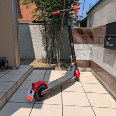 セグウェイの電動キックスクーター