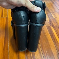 ブラックヒールサンダル、サイズ約23cm、ヒール14cm
の画像