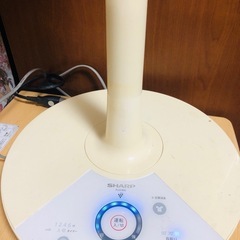 アサギマダラ蝶の，羽根形状の扇風機の画像