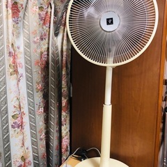 アサギマダラ蝶の，羽根形状の扇風機の画像